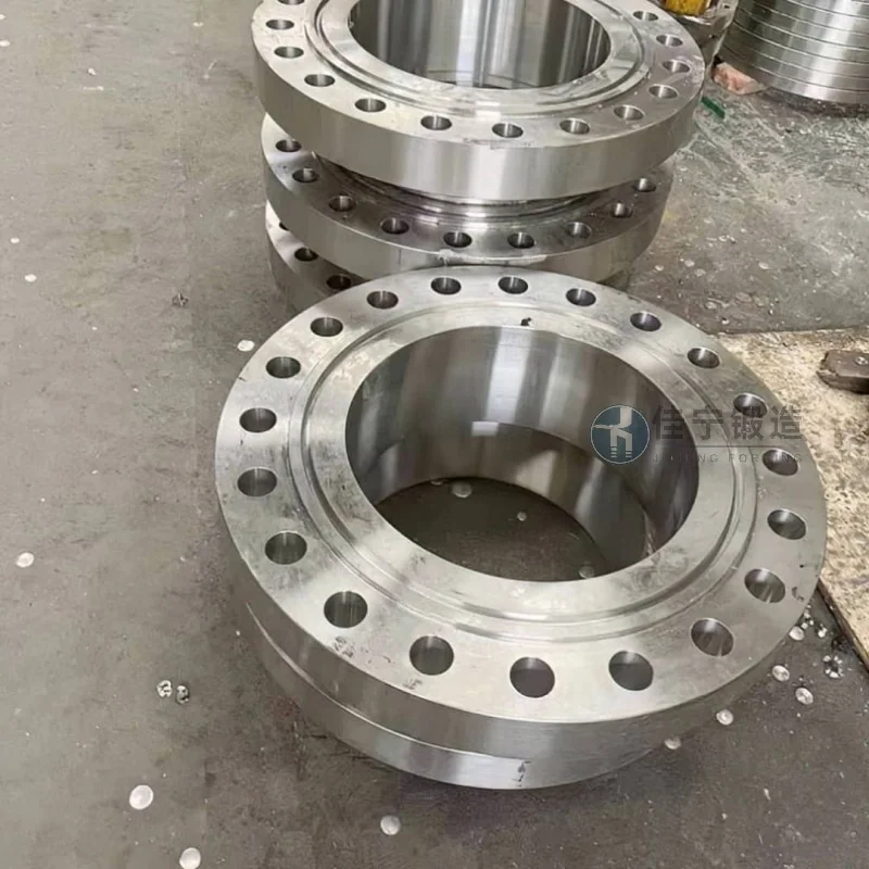 Pièce forgée en disque en acier au carbone - Présentation et avantages clés