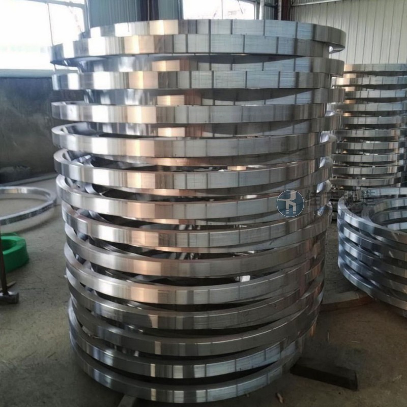 Large caliber flanges